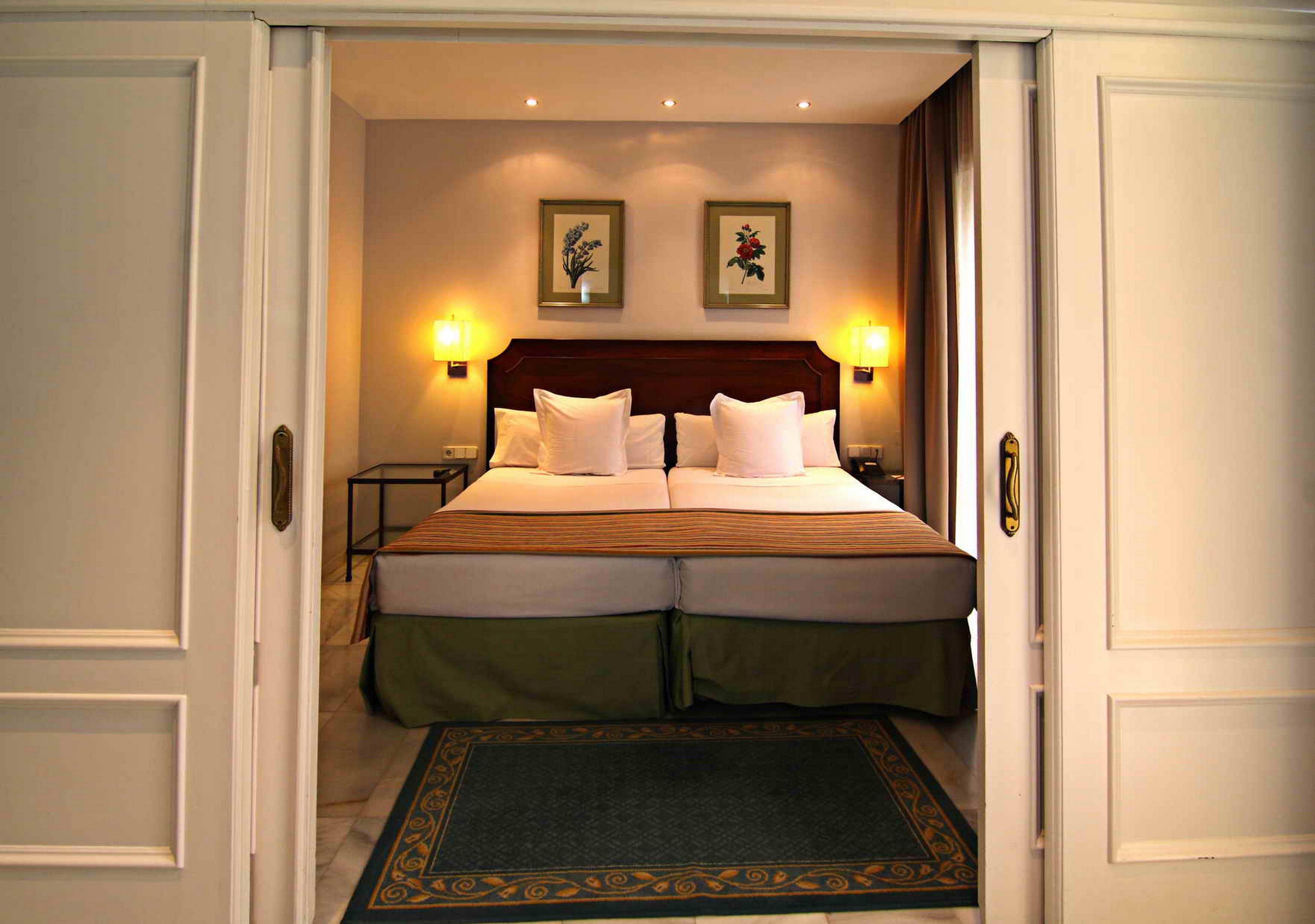 Hotel San Gil Sevilla Exterior foto
