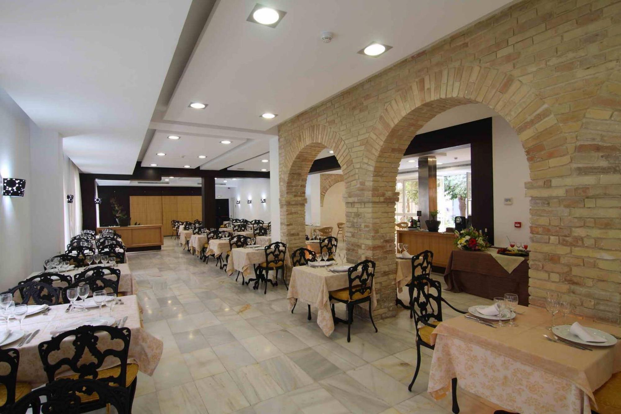 Hotel San Gil Sevilla Exterior foto